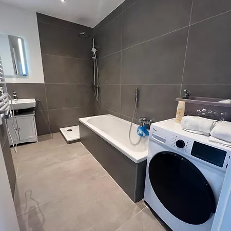 Mowo Apartmenthaus 아파트 *